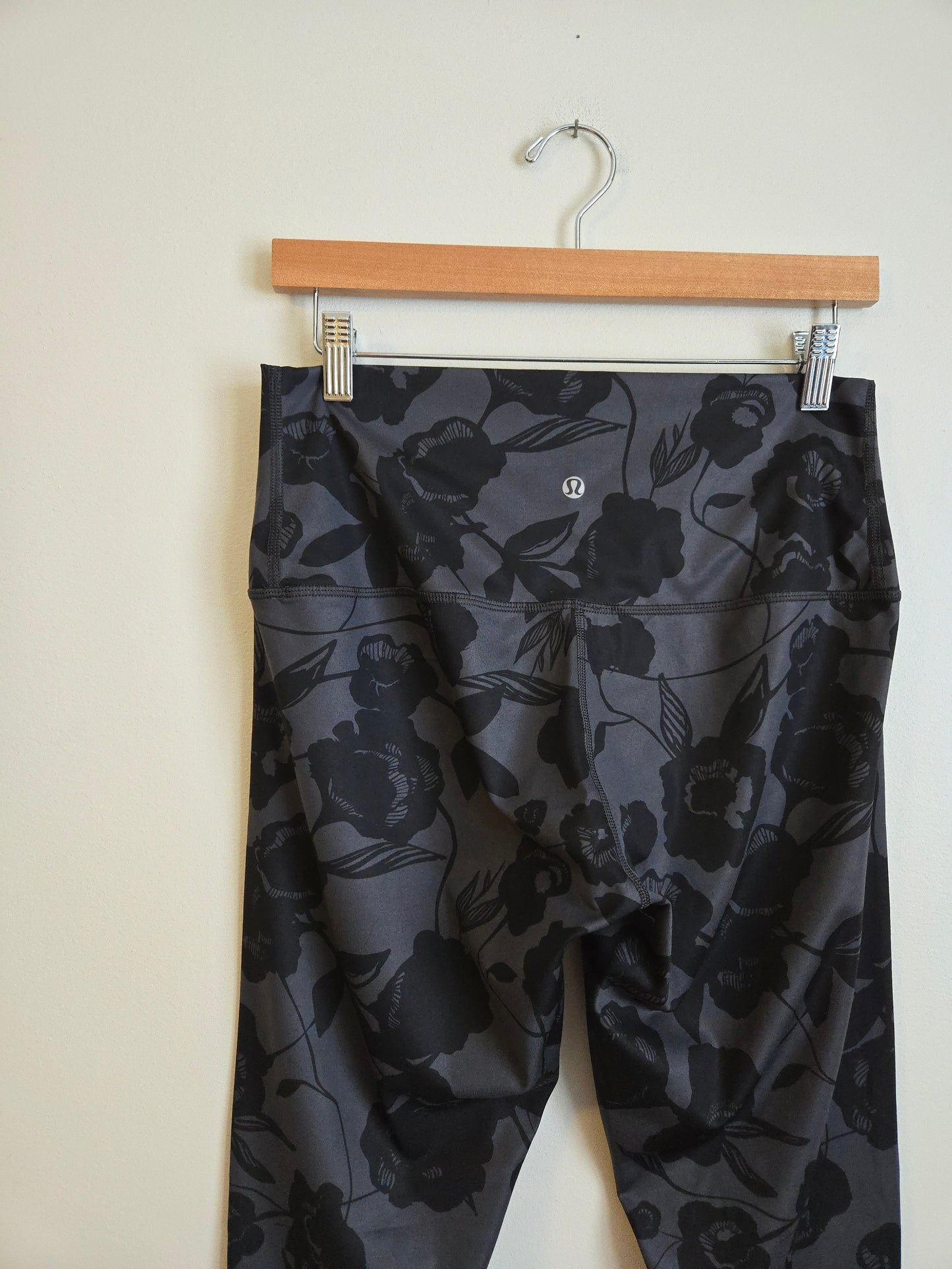 Lululemon Wunder Under Pant *Luxtreme - Size 10