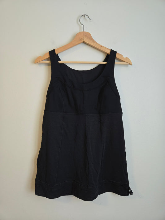 Lululemon Run: Ta Ta Topper - Size 10