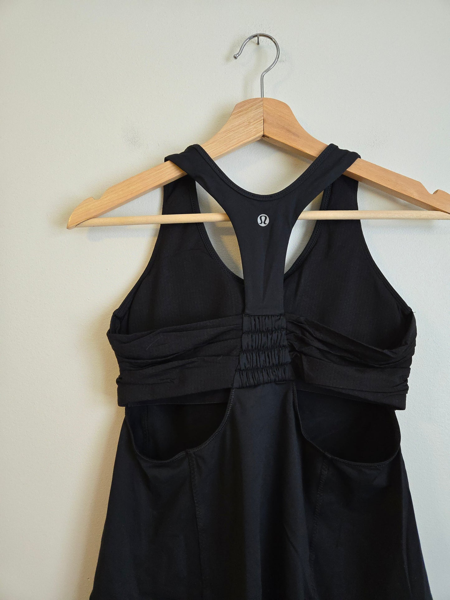 Lululemon Turbo Tank - Size 8
