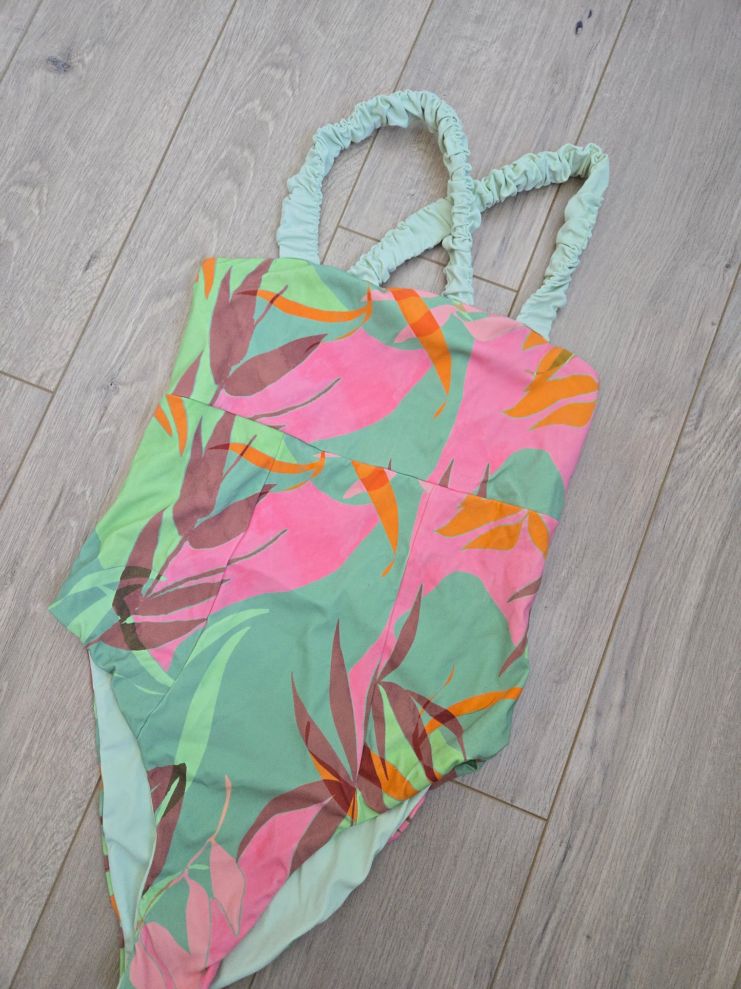 NOMADS Birds of Paradise Wave One-Piece Swimsuit