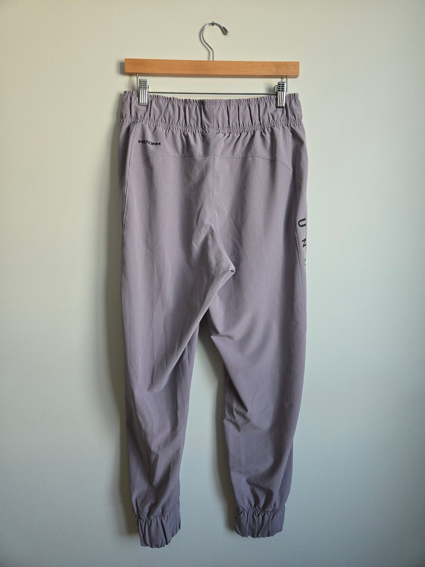 Under Armour Joggers - Size Medium