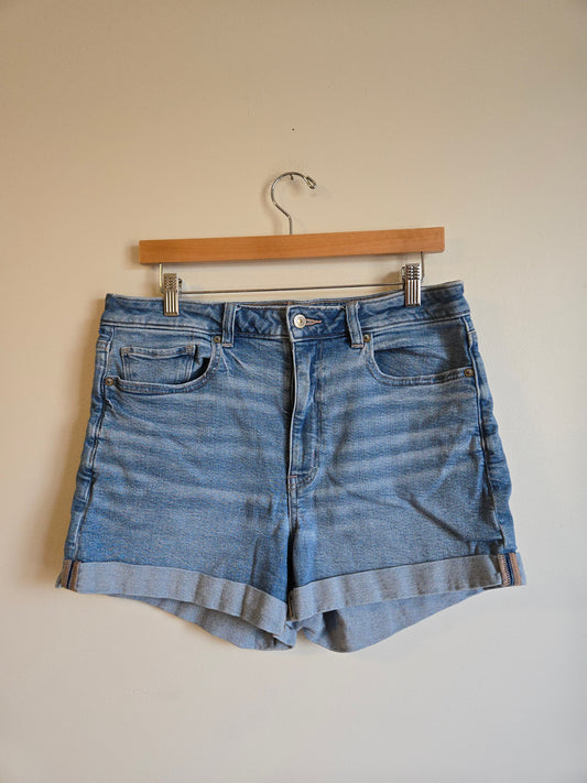 American Eagle Mom Short - Size 12