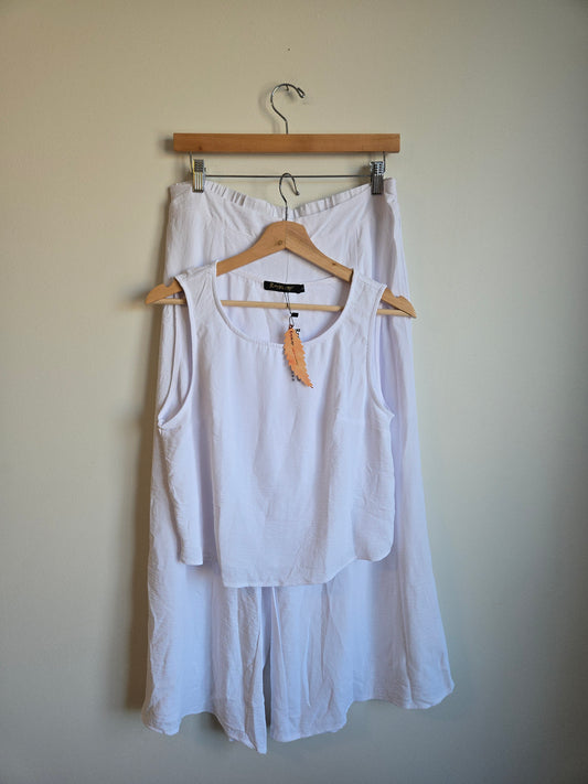 NWT Roylamp 2-Piece Summer Set - Size Large