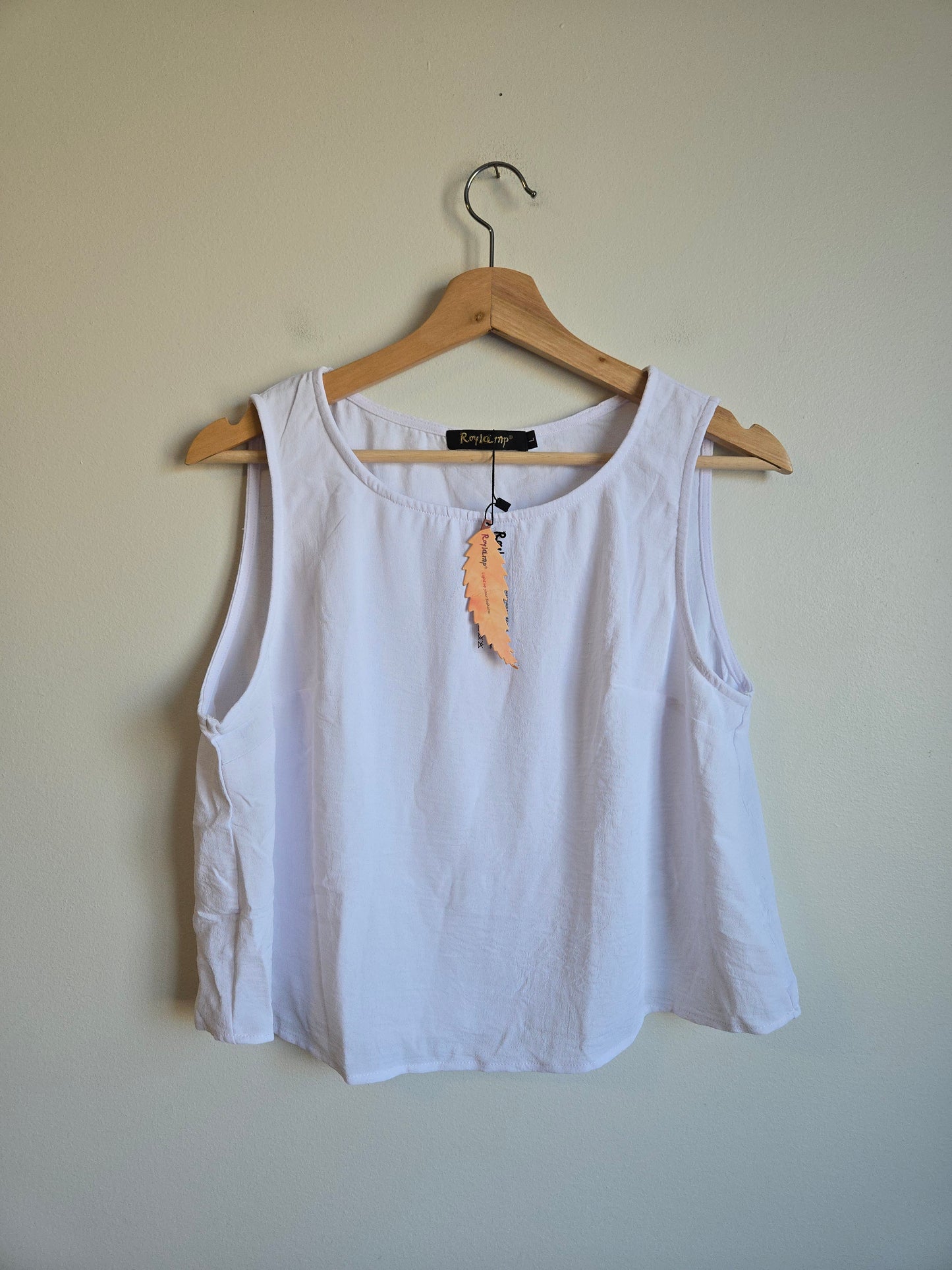 NWT Roylamp 2-Piece Summer Set - Size Large
