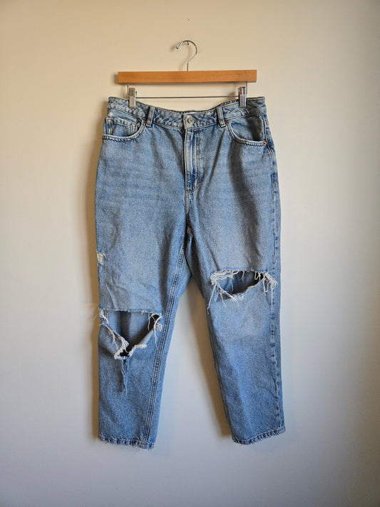 Dynamite "Claudia" Distressed Denim - Size 31