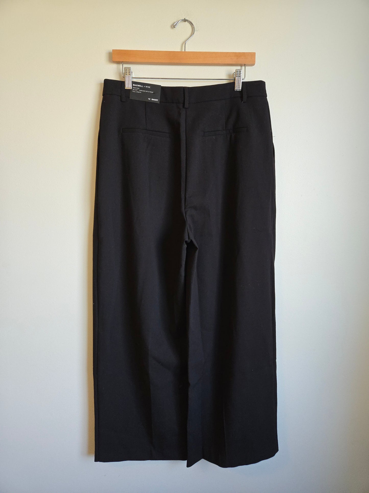 NWT Ricki's Maxwell Wide-Leg Pleated Pant - Size 12 Short