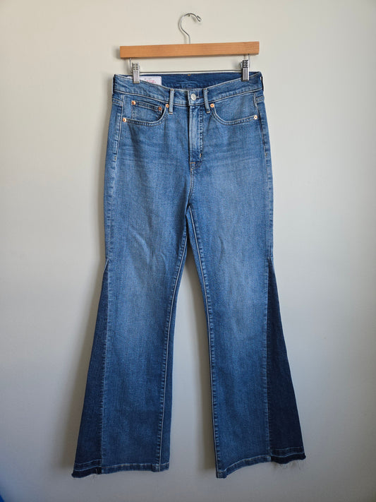 GAP '70s Flare High Rise - Size 28 (6)