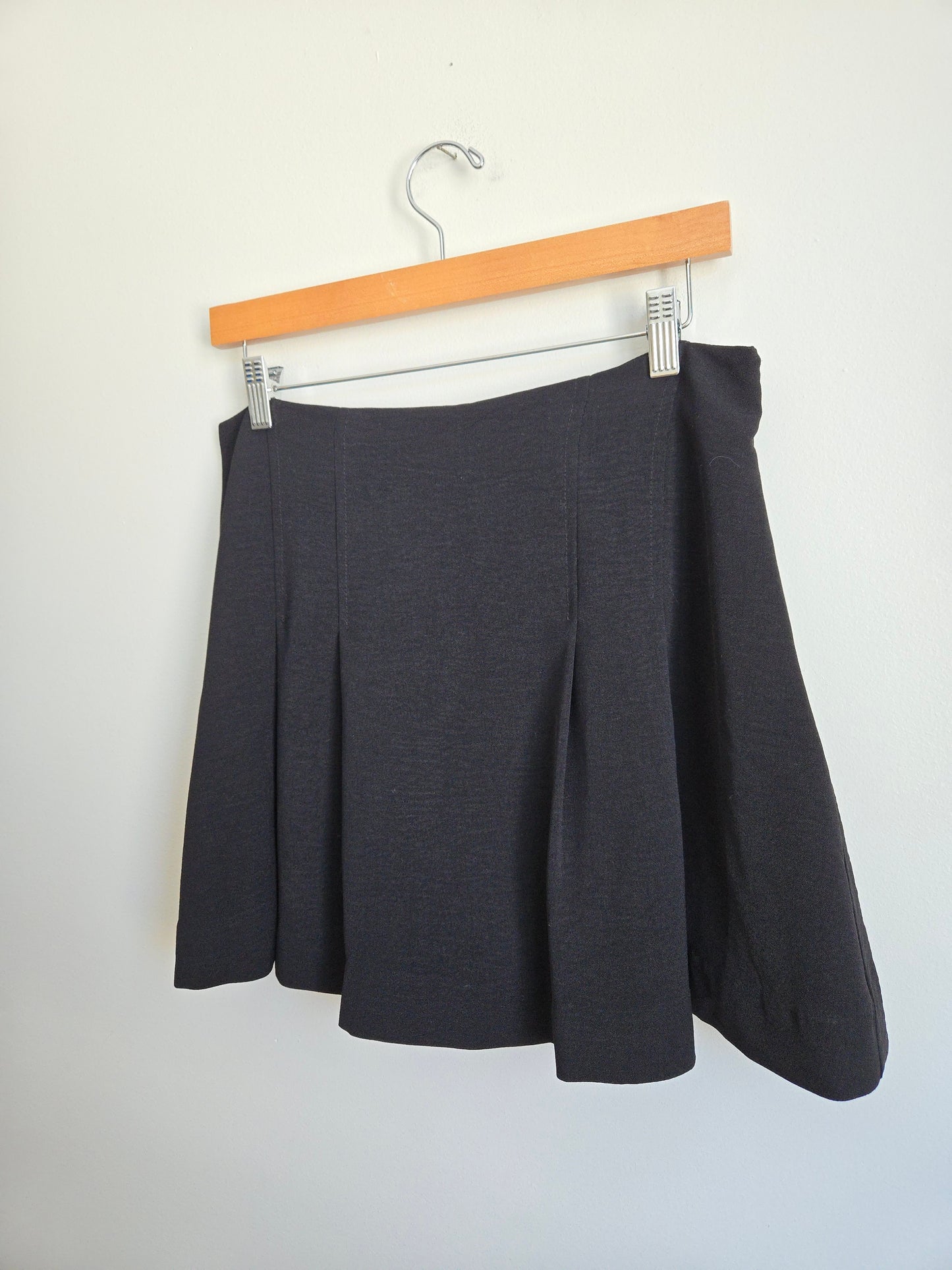 Dex Pleated Skort - Size Large