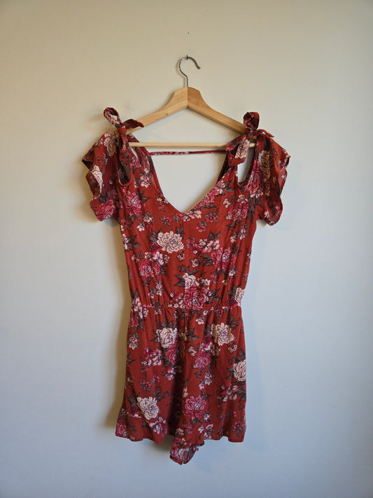 American Eagle Floral Romper - Size Small