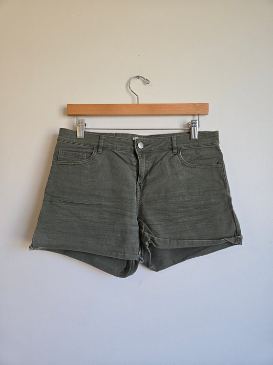 H&M Olive Denim Shorts - Size 8