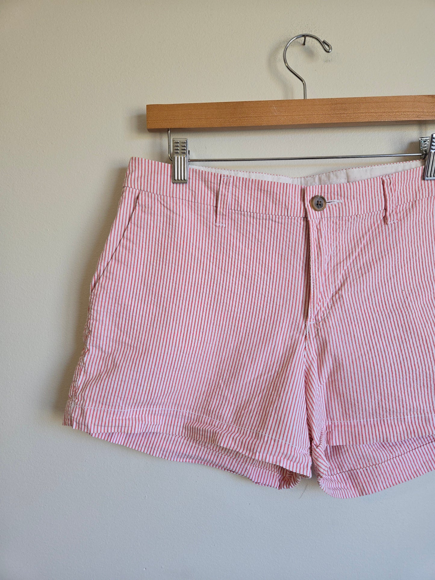 Old Navy Everyday Short - Size 8