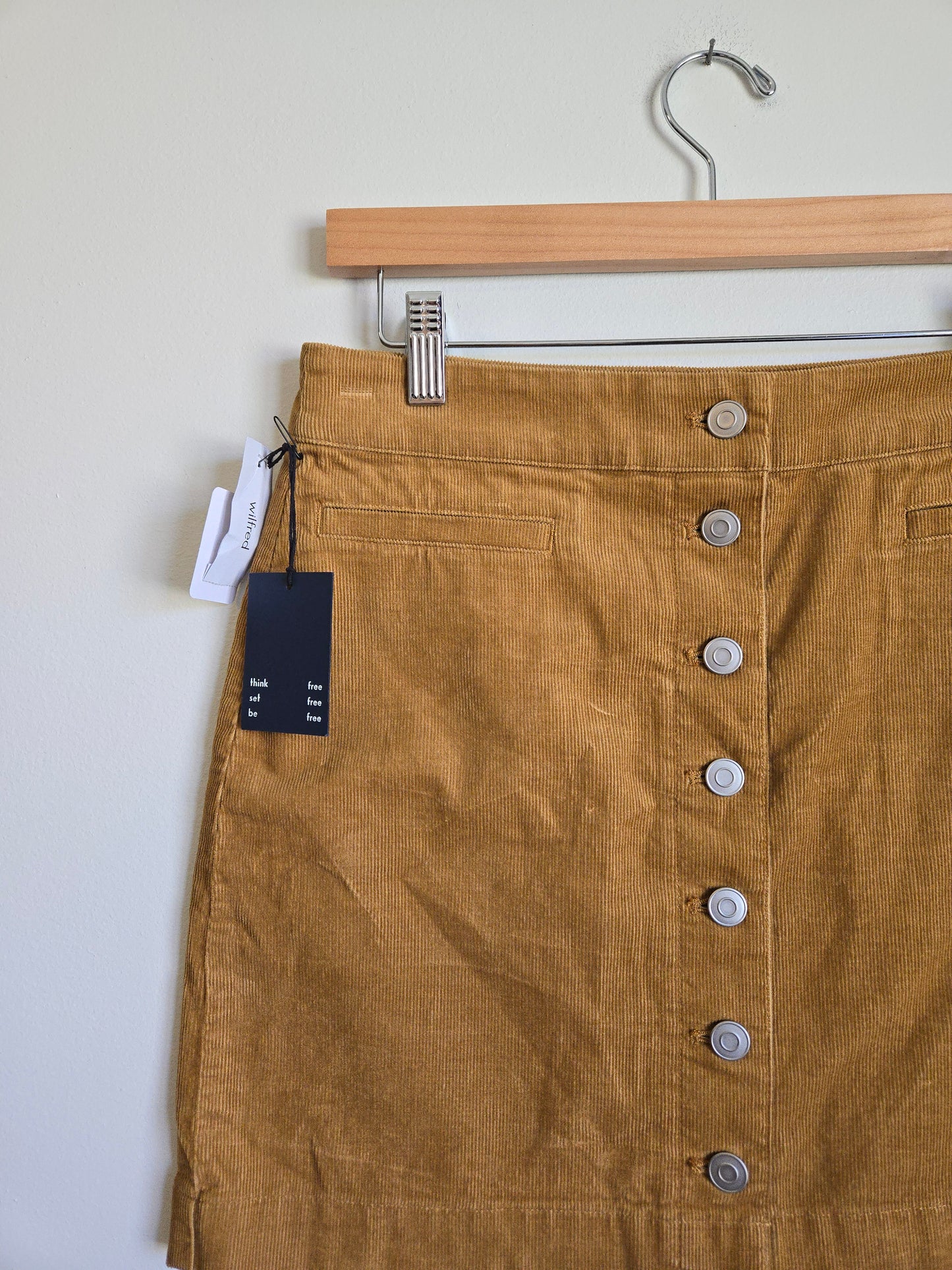 NWT Wilfred "Karmen" Skirt - Size Medium