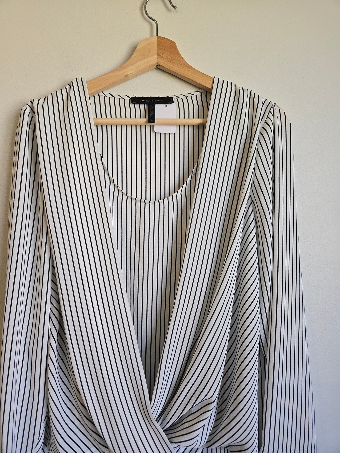 BCBG MAXAZARIA Blouse - Size Medium