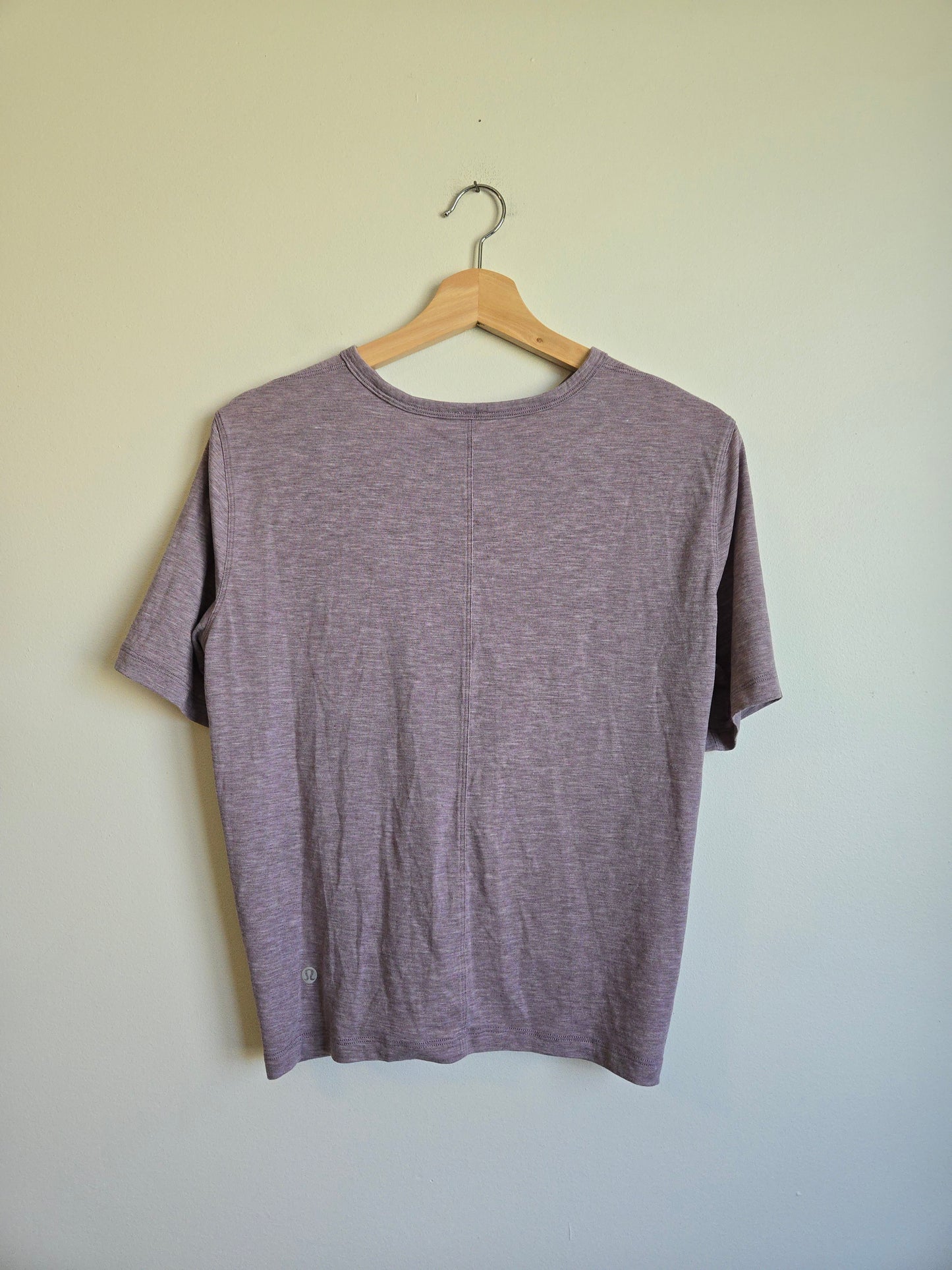 Lululemon Twist Short Sleeve - Size 6