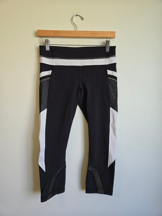 Lululemon Inspire Crop - Size 6
