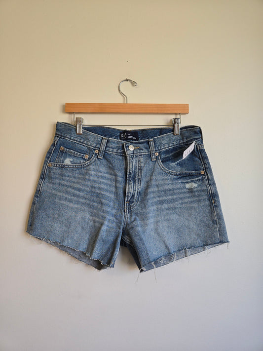 Gap Stride Short - Size 6