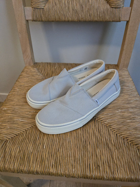 Toms Slip-on Sneakers - Size 8.5