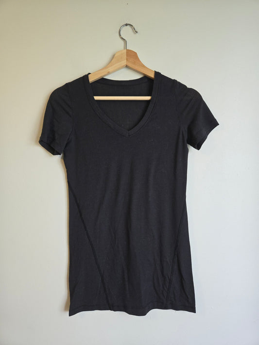 Lululemon Ribbed V-Neck Tee - Size 4