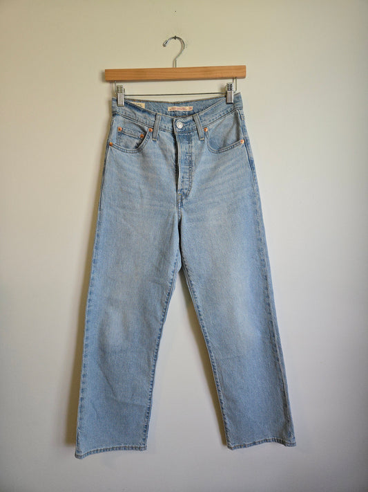 Levi's Ribcage Straight Ankle Denim - Size 25