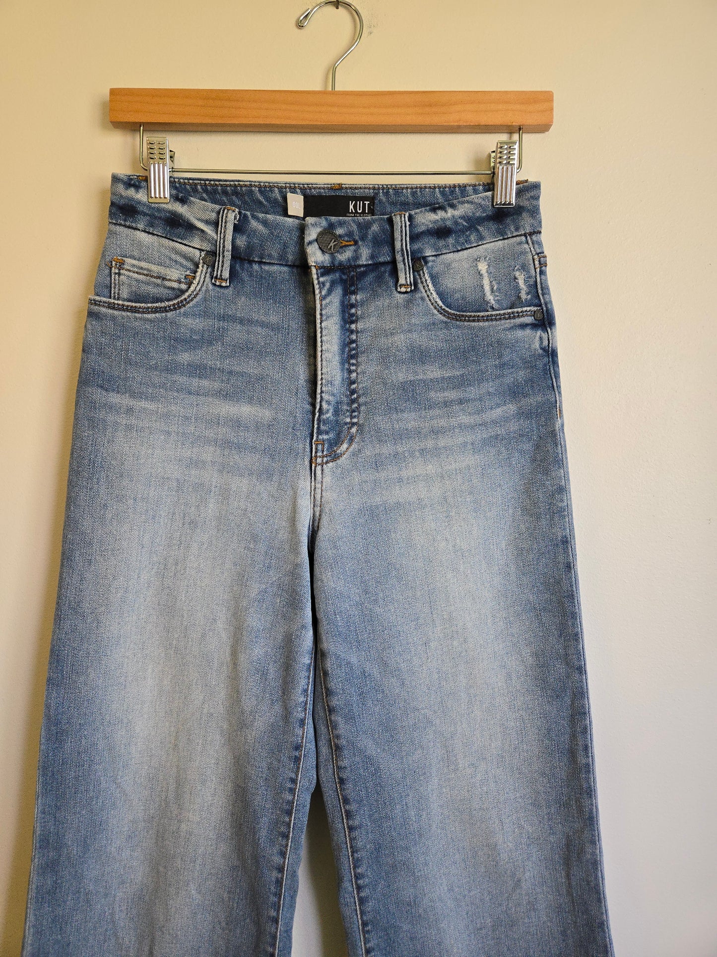 KUT "Meg Wide Leg" Denim - Size 00L (could fit up to size 2)