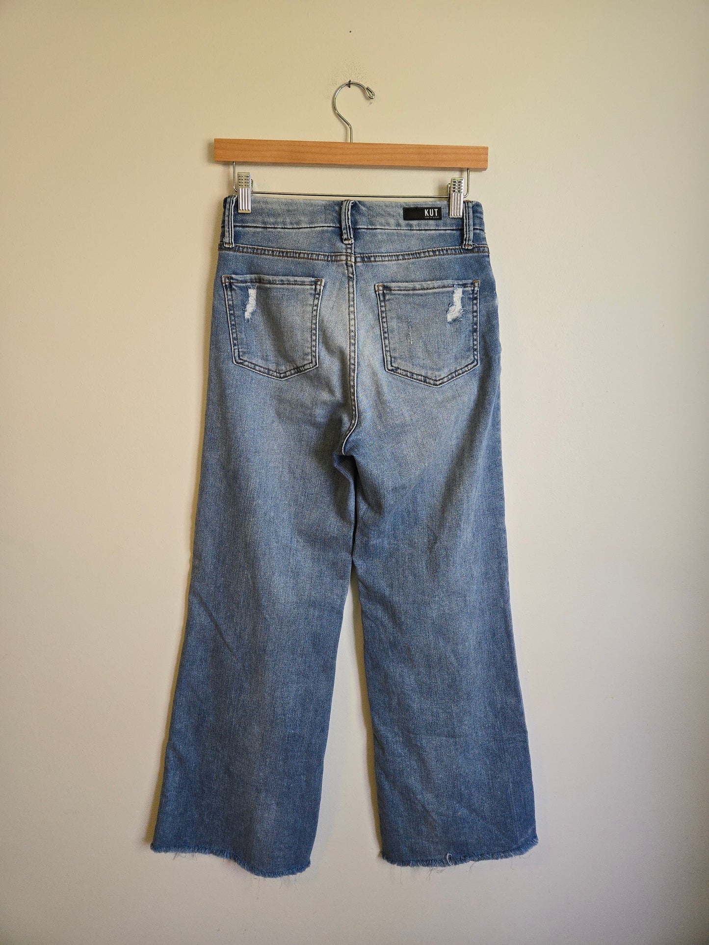 KUT "Meg Wide Leg" Denim - Size 00L (could fit up to size 2)