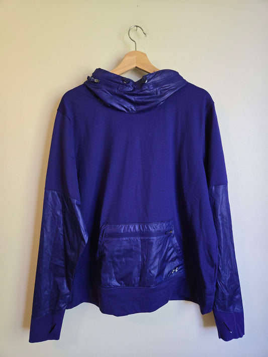 Under Armour Pullover - Size XL