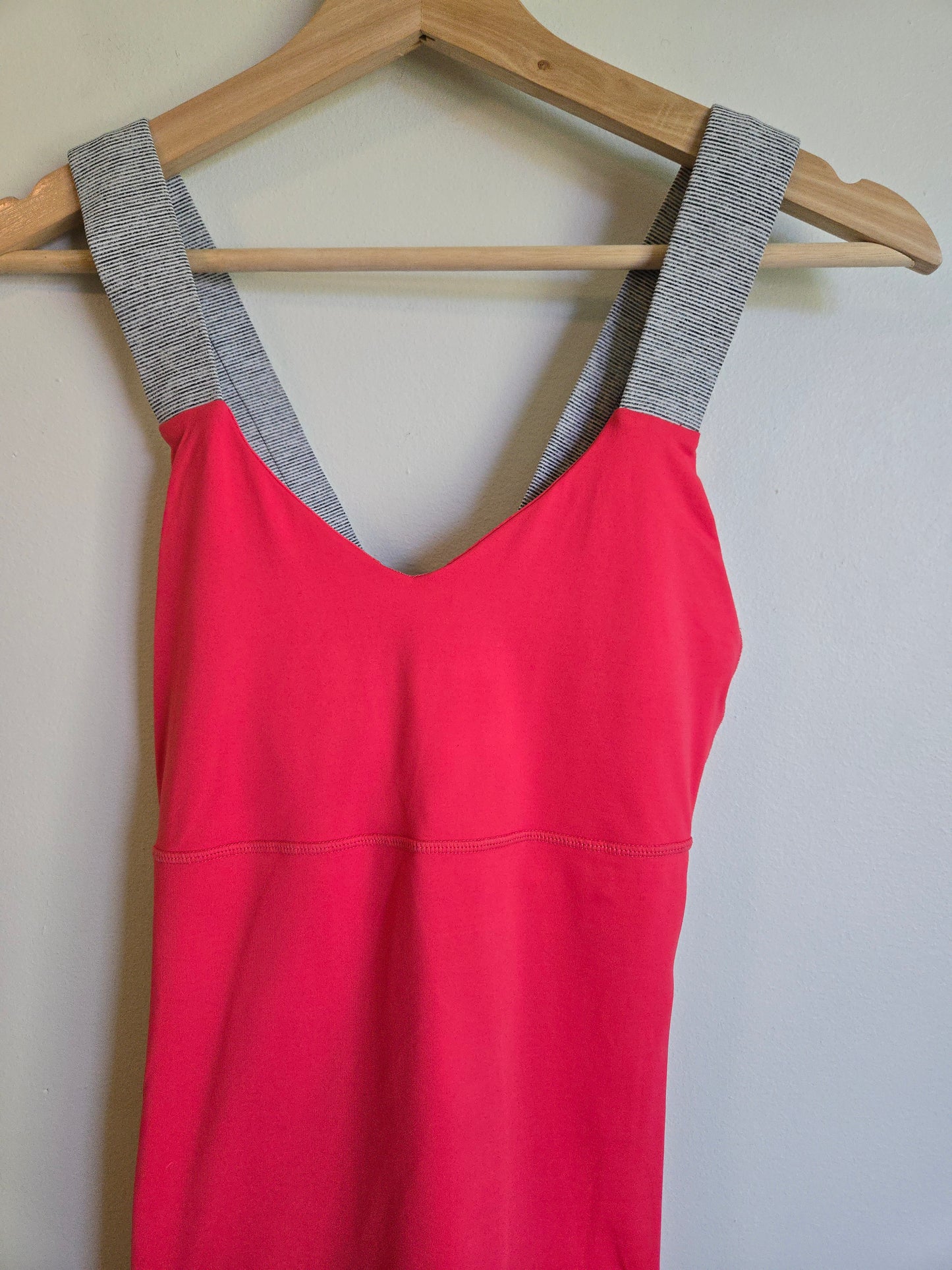 Lululemon Tank - Size 10