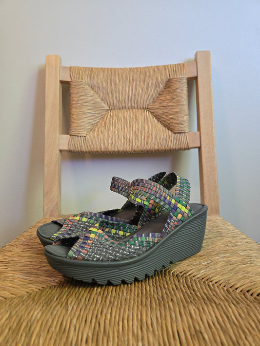 Sketchers Memory Foam Wedge Sandal - Size 8.5