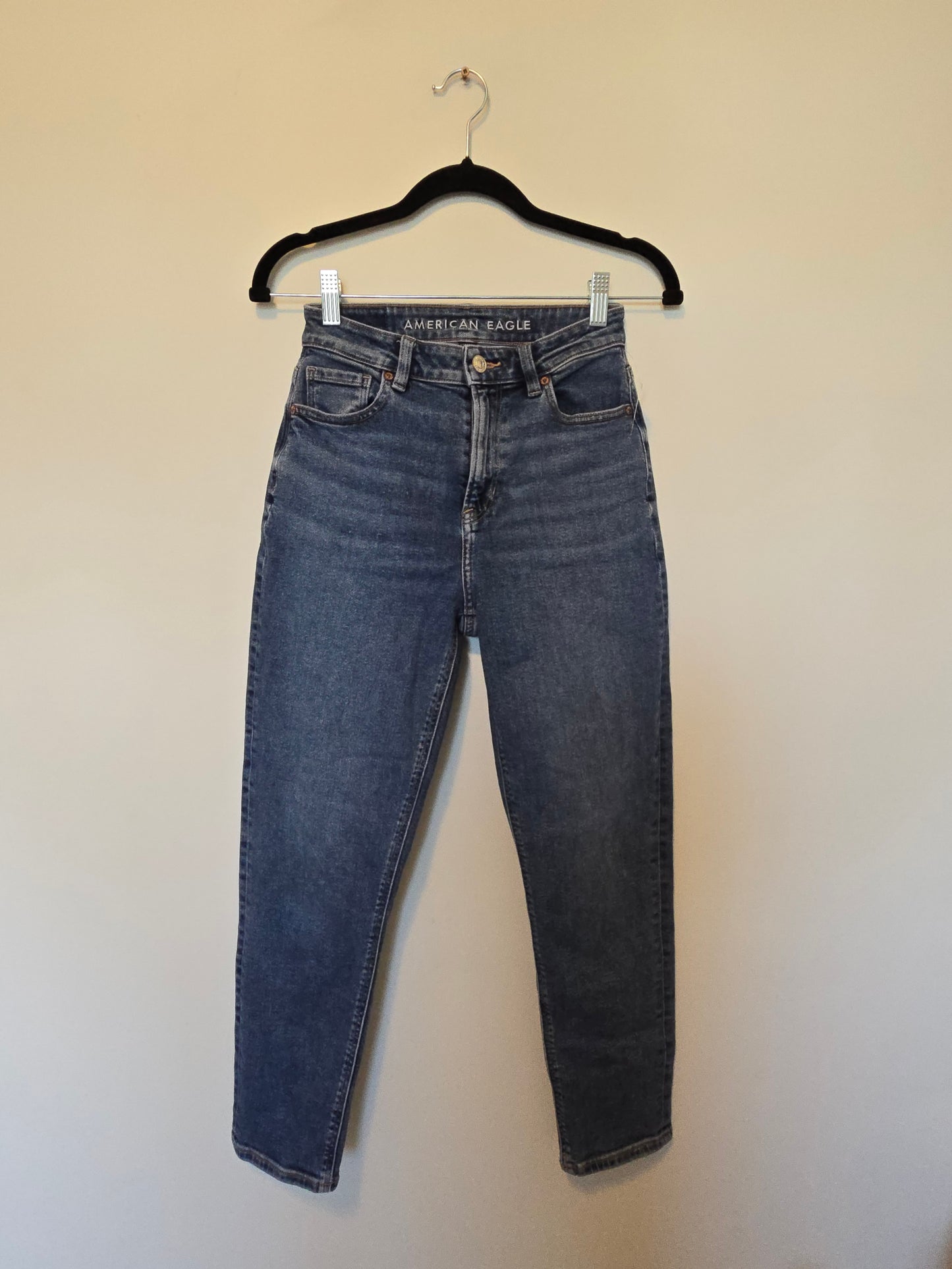 American Eagle Mom Jeans - Size 0