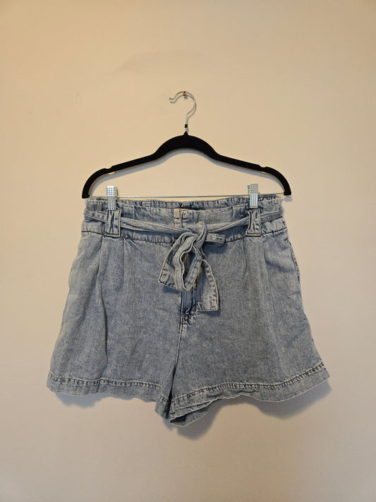 Dynamite Denim Shorts - Size 12