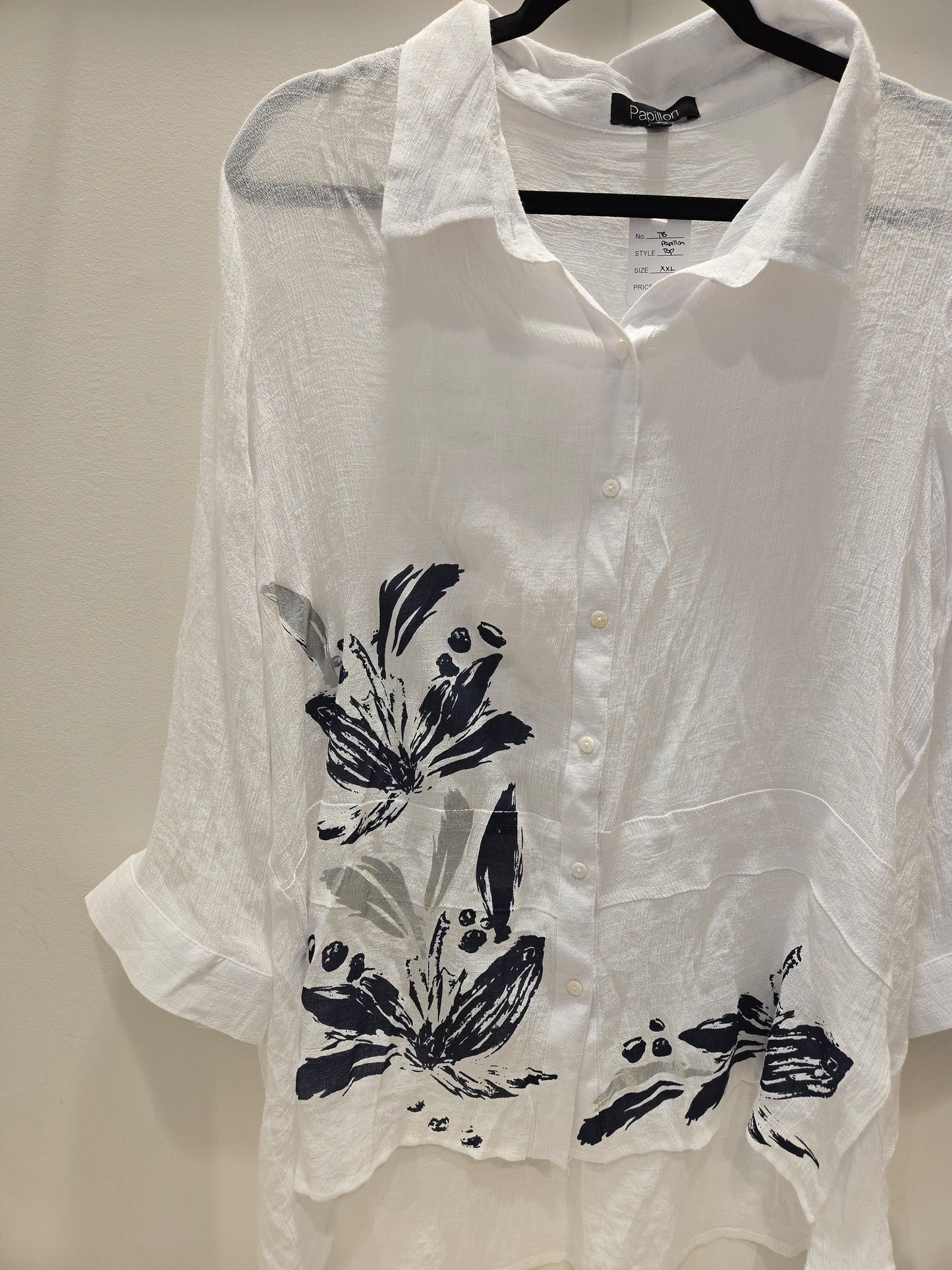 Papillon Blouse - Size XXL