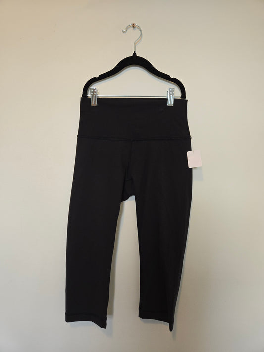 Lululemon Wunder Under Crops - Size 4