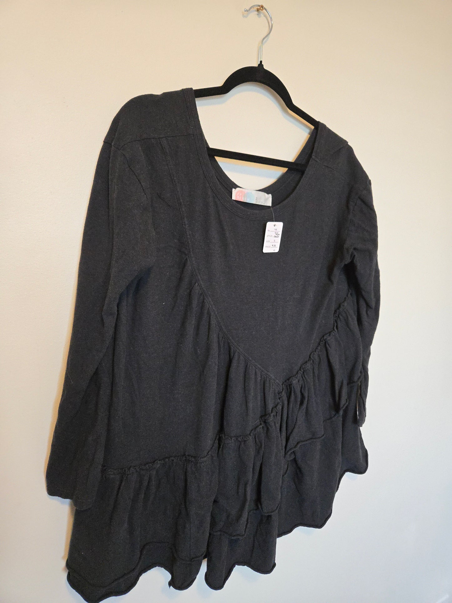 Free People Top - Size Small (can fit oversized)