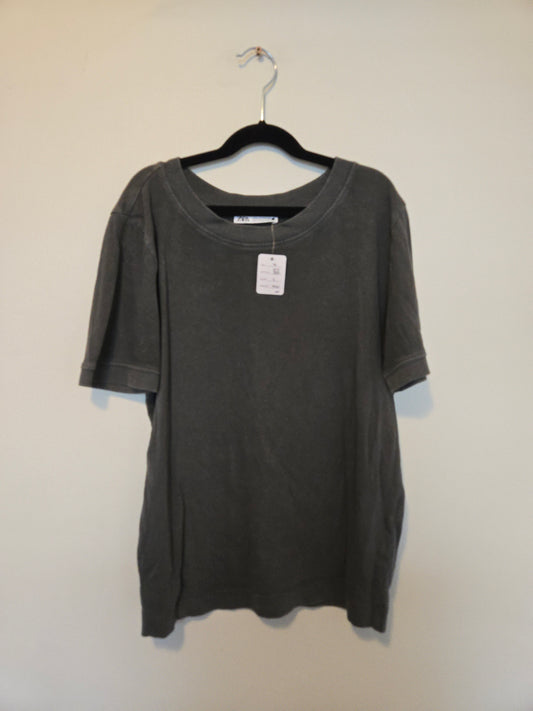 Zara Tee - Size Small