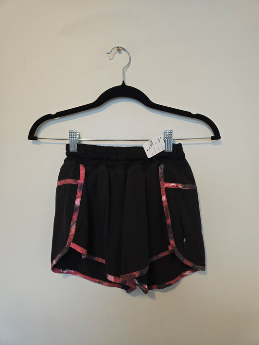 Lululemon Tracker Short - Size 6